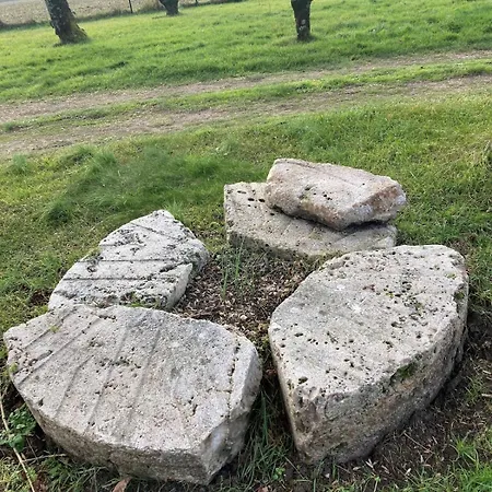 Le Moulin De La Garde Dom wakacyjny *